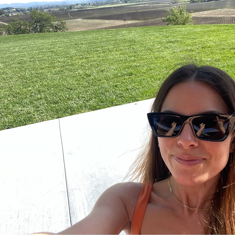 Meet your Posher, Angie